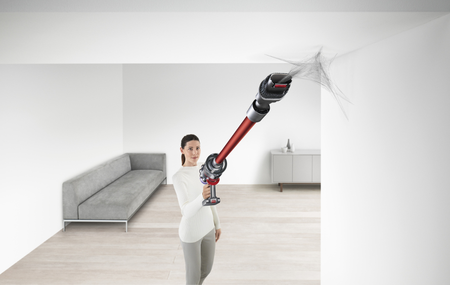 Dyson V11 Absolute Extra 2022 - Možno využívať na upratovanie vysoko nad hlavou