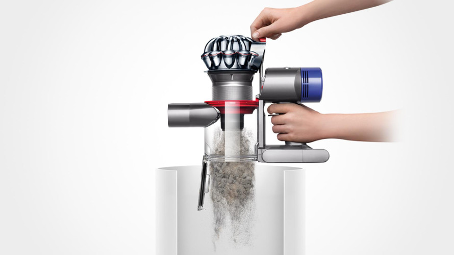 Dyson V8 Motorhead – ľahké vysypávanie zásobníka na odpad